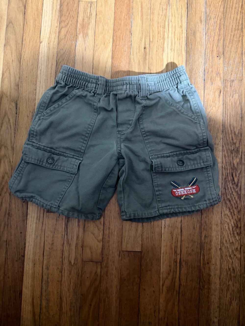 Vintage y2k Oshkosh 3T Canoe Embroidered Khaki cargo shorts